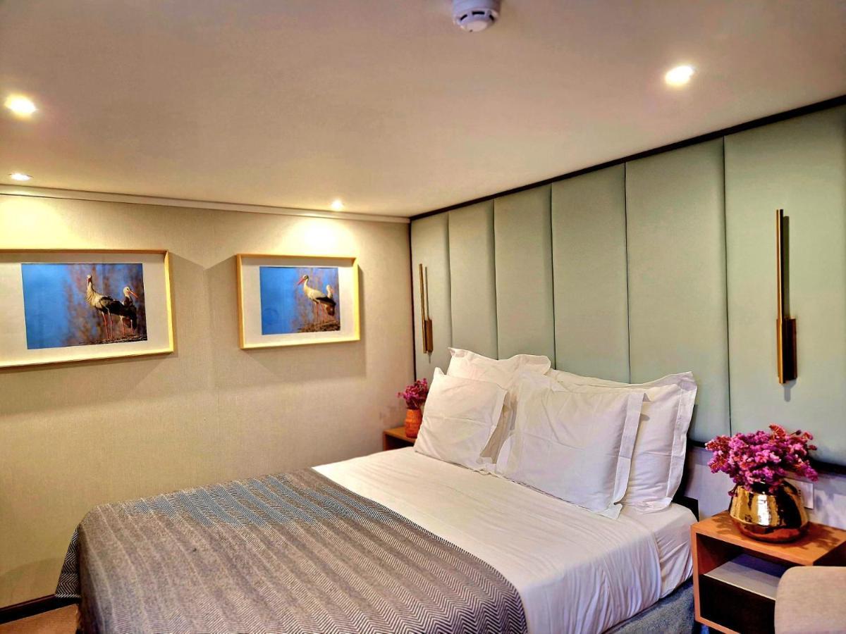 Costa Do Sal Hotel Boat Lounge Aveiro Bagian luar foto